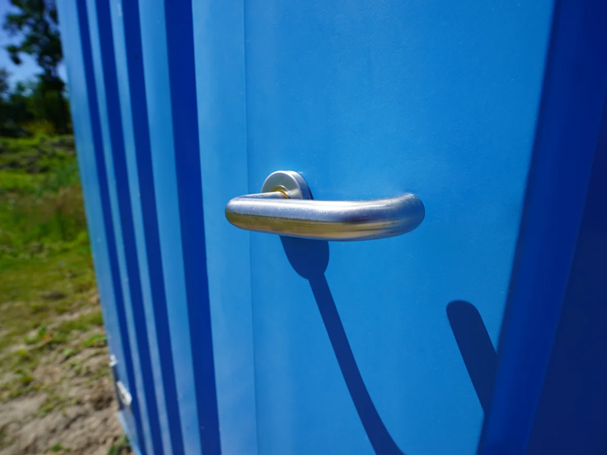Demontierbarer Bar-Container 4x2 Meter XL Blau RAL 5015 - image 6