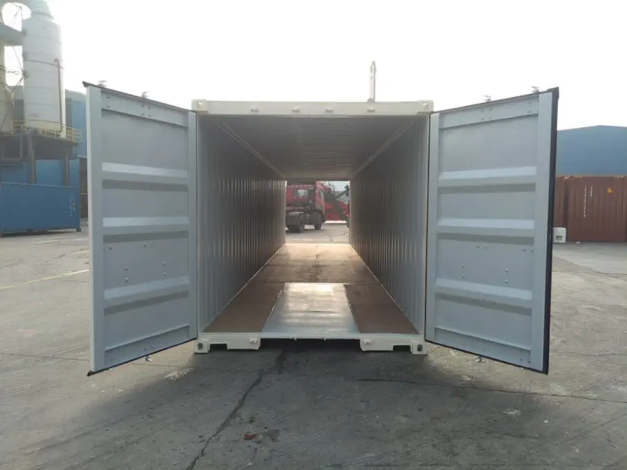 40' Double Door Container - image 2