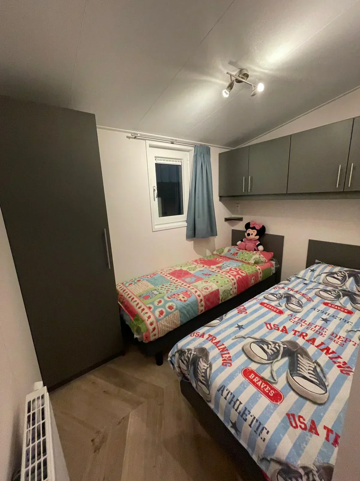 T2 Fina Mobile Home - image 4